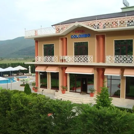Colombo 3*